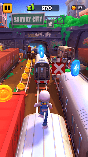 Subway Surfers City screenshot 1 - screenshot
